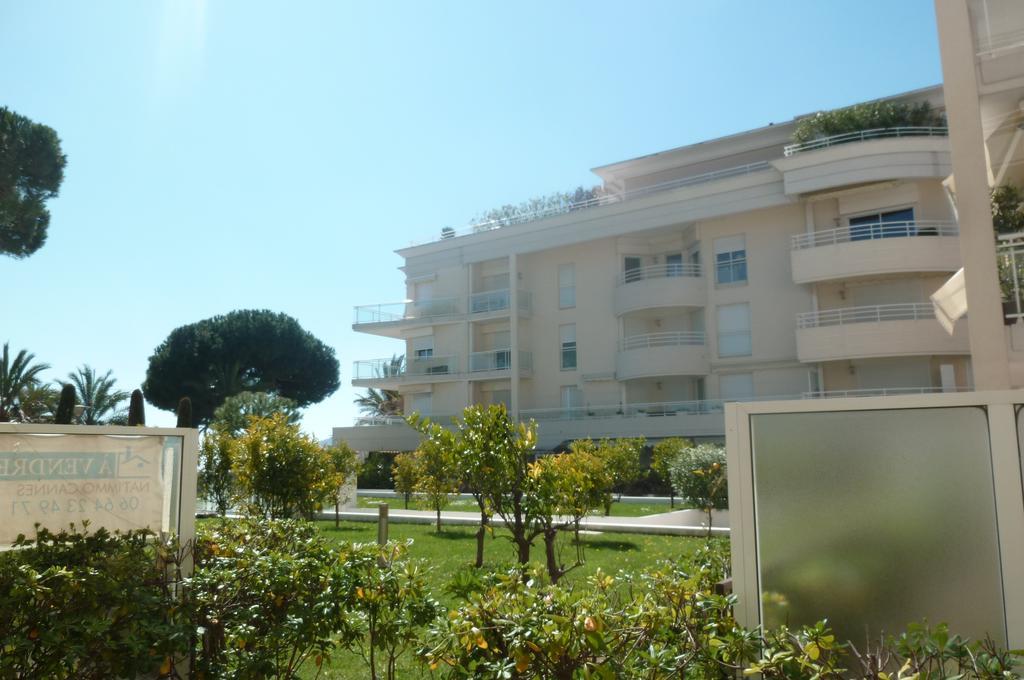 Stunning 2 Bed, 2 Bath Apt On The Cannes Sea Front Has Swimming Pool And Is A Secure Modern Building 464 Ngoại thất bức ảnh