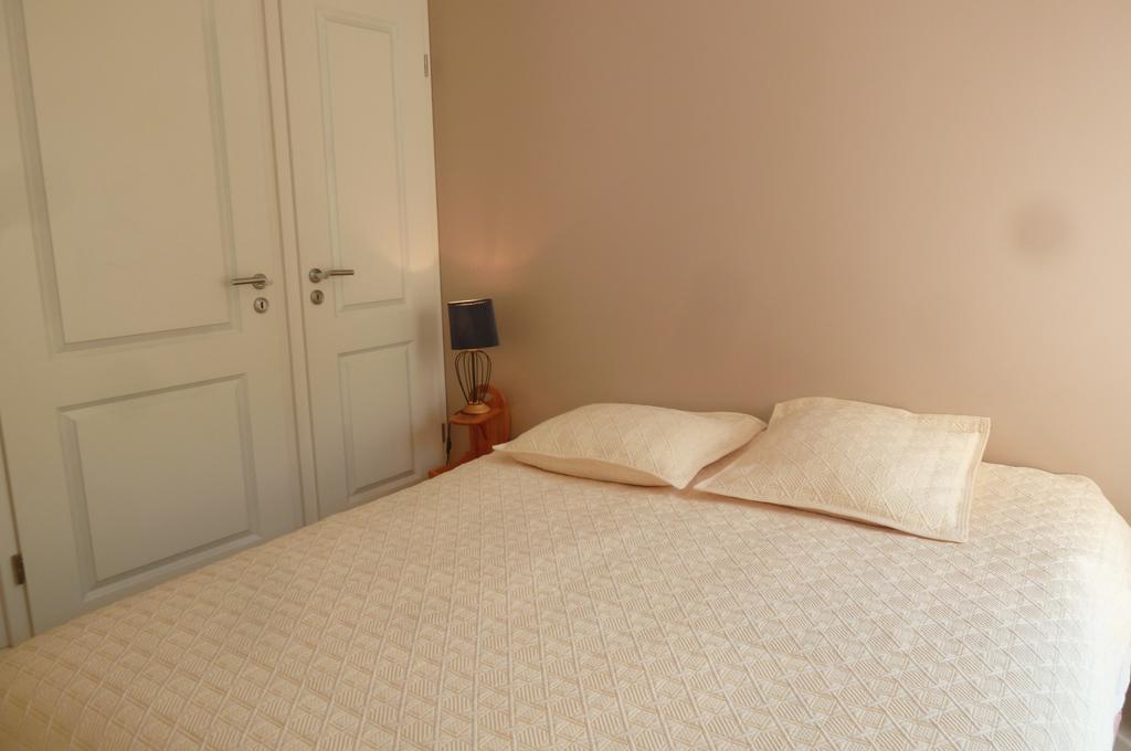 Stunning 2 Bed, 2 Bath Apt On The Cannes Sea Front Has Swimming Pool And Is A Secure Modern Building 464 Ngoại thất bức ảnh