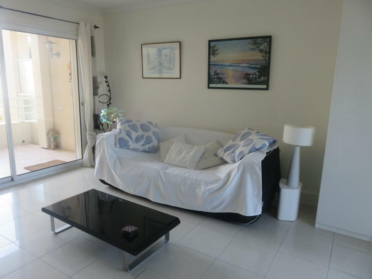 Stunning 2 Bed, 2 Bath Apt On The Cannes Sea Front Has Swimming Pool And Is A Secure Modern Building 464 Ngoại thất bức ảnh